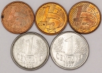 Numismática, Brasil. Lote com 5 moedas de 1 centavo ano 1994 e 1997 com data vazada no reverso e 2002-2003 e 2004 escassas. 