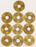 Numismática, China. Lote com 10 moedas chinesas feng-shui. Talismã da sorte, riqueza, dinheiro e fortuna. Bronze. 13mm. 