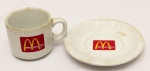 Colecionismo - Lindo Set Xícara e Pires do McDonalds Brasil - Porcela Schmidt - Made in Brazil - Possui pequenas marca do tempo