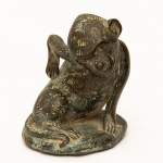 Numismática, Peso de ópio. Burma, Sião, Laos principalmente. Remonta ao séc XV. Serviam como moeda e também usados para medir produtos de alto valor. Possuíam ainda propósitos religiosos e políticos simbolizando o poder do Espírito Divino no céu e dos rei