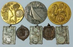 LOTE CONTENDO 8 MEDALHAS DIVERSAS ENTRE ELAS CLUBE DE CAMPO DE SÃO PAULO, R. COMODORO E CAXIAS DO SUL.