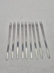 Jogo de 9 garfos de escargot em aço inox Eberle. Medindo 13cm de comprimento.