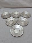 Jogo de 6 pires de café em prata 90 borda grega. Medindo 11cm de diâmetro.