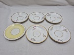 Lote de 6 pires de café em porcelanas diversas. Medindo 10,5cm de diâmetro.