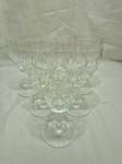 Jogo de 6 taças de vinho em cristal lapidação losango. Medindo 8cm x 15,5cm de altura.
