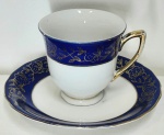 Xicara de Café em porcelana -  Czechoslovako - PGK - Xicara 6 cm ; Pires 11,5 cm- (SA48)