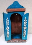 Oratório em madeira com portas articuladas pintura patinada  em azul . Mede: 18 x 11 x 34 cm- (MARG10)