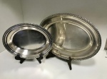 Par de travessas ovais prateadas WOLFF prata 90, ideais para servir ou como peças decorativas. Medem: 4x27 e 3x37.  (suporte não incluso)