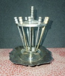 ANTIGA PETISQUEIRA EM METAL PRATEADO - COM 11 ESPETOS - MEDINDO 11 CM - NO ESTADO