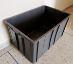 GRANDIOSA CAIXA PLÁSTICA - PARA ARMAZENAR OBJETOS - MEDINDO 80 X 50 X 50 CM - RETIRAR NO CAMBUCI