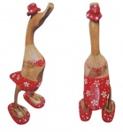 Lote com 1 (uma) grande pata de biquini, confeccionada em bloco de madeira e ricamente policromada. Medida 37cm.