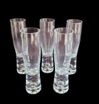 Lote contendo 5 (cinco) copos para drink em cristal, diáfano e incolor, formato longo e tubular, base espessa decorada.