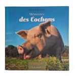 Livro "Mémoires des Cochous"  com 167 páginas e rico em ilustrações.