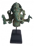 Escultura da divindade hindu Garnesh medindo 20x15cm.