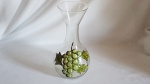 Decanter em fino vidro c/ pintura artesanal de cacho de uva.