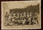 Antiga foto com jogadores de futebol  med. 9cm x 11cm