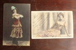 Raro Cartões Postais de 1806 circulado e estampilhado damas com vestidos decorados com purpurina.