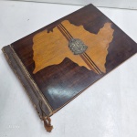 Qualquer duvida entrar em contato pelo whatsaap: 11948723970 ou pelo nosso email: loucoporantiguidades@gmail.com. OBS: A sua participação em nosso leilão ajuda em causas animais.