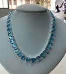 COLAR BÉLISSIMO EM TOPAZIO SKY BLUE NA LAPIDAÇÃO  RETANGULAR  CONJUNTO FANTÁSTICO VALOR DE MERCADO 5 MIL - R$ 3,9 MIL