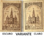 BRASIL PAR DE SELOS COM VARIANTE DE COR EM SELO ESCASSO DO ANO 1949 - SELO OURO FINO