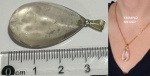 PINGENTO EM FORMATO GOTA EM CRISTAL RAJADO  MARAVILHOSO - CONFORME A FOTO EXIBIDA