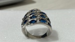 MARAVILHOSO ANEL CRAVEJADO COM PEDRAS NA COR AZUL!!