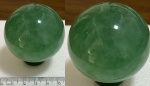 ESFERA EM FLUORITA  MUITO DIFICIL APARECER  COR INTENSA COM DESENHOS MARAVILHOSOS NAS VERDES EM VARIOS TONS