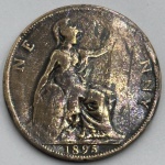Moeda Inglaterra reino 1 penny 1895 Victoria com véu BC