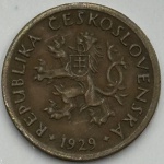 Moeda Tschechoslovakia República, 10 heller, 1929. Ponte em Praga, Rev: Esc:de-leão. Latão, 1.96 g, KM 3. Escassa - S
