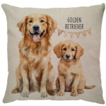 Capa para almofada com zíper invisível, feita em linhão crú com impressão na frente de Golden Retriever e verso liso. Tecido em Linhão 100% Poliéster. Dimensões da Capa: 43 cm X 43 cm. Não acompanha enchimento.