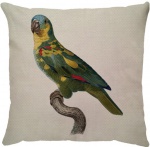 Capa para almofada com zíper invisível, feita em linhão crú com impressão na frente de uma Maritaca e verso liso. Tecido em Linhão 100% Poliéster. Dimensões da Capa: 45 cm X 45 cm. Não acompanha enchimento.