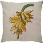 Capa para almofada com zíper invisível, feita em linhão crú com impressão na frente de um cacho de banana e verso liso. Tecido em Linhão 100% Poliéster. Dimensões da Capa: 45 cm X 45 cm. Não acompanha enchimento.