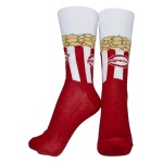 Meia branca, sem uso, com etiqueta, de cano alto, estampada com balde de pipoca. Tamanho: 38 a 43.