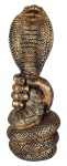 Estatueta representando - Cobra Naja Serpente Uraeus Invencibilidade e Proteção Mãos  - peça   confeccionada em resina na cor dourada, riqueza no acabamento e nos detalhes; patina realizada a mão. Medidas: Altura: 28 cm. Largura: 9 cm. Comprimento: 10,5 cm.