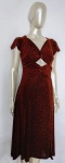 MILLE BISES - Belissimo vestido de festa com decote trançado em V , todo brilhoso em tom ferrugem com brilhos  dourado , com pequena fenda lateral .Lindo vestido . Tamanho : P