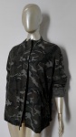 RUDGE MARIE - Jaqueta camuflada jeans , com decoração de bordado nas costas de flores . Tamanho : G.