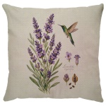 Capa para almofada com zíper invisível, feita em linhão crú com impressão na frente de beija-flor com lavanda e verso liso. Tecido em Linhão 100% Poliéster. Dimensões da Capa: 43 cm X 43 cm. Não acompanha enchimento.