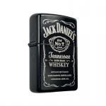 COLECIONISMO - Isqueiro recarregável em metal, preto, com design do Jack Daniel´s. Medindo 5,6 x 3,8 x 1,2 cm.