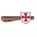 Prendedor de gravata na cor dourado em metal com cruz templário. Tamanho do Clipe: 5 cm x 1 cm. Tamanho do Logotipo: 2 cm x 2 cm.