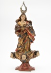 Antiga imagem de Nossa Senhora da Conceição em madeira policromada e dourada, base com 3 Anjos e Lua, medindo 32 cm de altura. Brasil séc. XIX. Acompanha Coroa de prata.