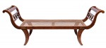 Belissimo Recamier em Jacarandá maciço, com assento em palinha, lindo trabalho torneado com volutas, medindo 83 cm por 207 cm por 55 cm. Séc. XIX.