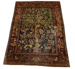 Kirman -Antigo Tapete nas cores bege, preto e vinho, representando Pássaros,  medindo 2 m cm por 138 cm. Séc. XIX. No estado.