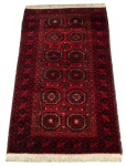 Antigo Beluche - Tapete nas cores vinho, preto e bege, medindo 195 cm por 106 cm.