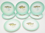 Belissimo Conjunto de 8 pratos de sobremesa, em porcelana Alemã, marcado, com linda pintura de Peixes, todos diferentes, medindo 25 cm de diâmetro.
