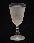 Marques de Valença - Belíssima Taça em cristal Baccarat, medindo 12 cm de altura. Peça do serviço fotografada na pág. 361 do livro O Cristal no Império do Brasil.