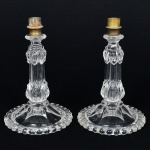 Antigo Par de Pés de Castiçais ou Candelabros em cristal Baccarat, lapidação facetada, medindo 22 cm de altura. França séc. XIX.