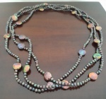 LINDO COLAR DE PEROLAS FURTA-COR E ATE 3 VOLTAS - JOALHEIRO JULIO OKUBO - USADO - ACOMPANHA CAIXA - NO ESTADO CONFORME FOTO