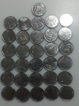 39 MOEDAS 10 CRUZEIROS 1990 A 1992 - AÇO-INOX - 4,4 GRAMAS - 22,5 MM - LOTE AVALIADO ENTRE R$ 60,00 A R$ 150,00 - NO ESTADO CONFORME FOTO