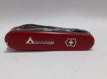 VICTORINOX - Canivete suíço Victorinox Ranger Camping vermelho. Possui 21 funções. Detalhes conforme fotos, _(ºLº)_ Caso necessite, tire todas suas dúvidas via atendimento personalizado por WhatsApp: (11) 98681-9377. Não deixe para última hora! Antecipadamente agradecemos pelo seu lance. Sem testes ou garantias futuras de originalidade, material ou procedência.