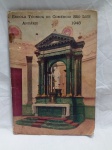 Anuário de 1948 da Escola Técnica de Comércio São Luís. Detalhes conforme fotos, _(ºLº)_ Caso necessite, tire todas suas dúvidas via atendimento personalizado por WhatsApp: (11) 98681-9377. Não deixe para última hora! Antecipadamente agradecemos pelo seu lance. Sem testes ou garantias futuras de originalidade, material ou procedência.